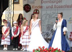 Dornburg Krohnt Neue Rosenkoenigin 07